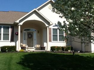 7212 Moss Creek Cir, Liverpool, NY 13090