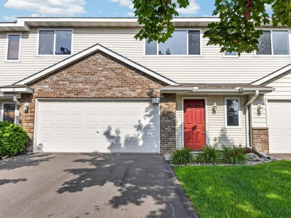4388 Blakewood Dr, Shakopee, MN 55379