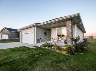 6765 NE 12th Ct, Des Moines, IA 50313