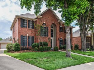 717 Cliffmoor Dr, Keller, TX 76248