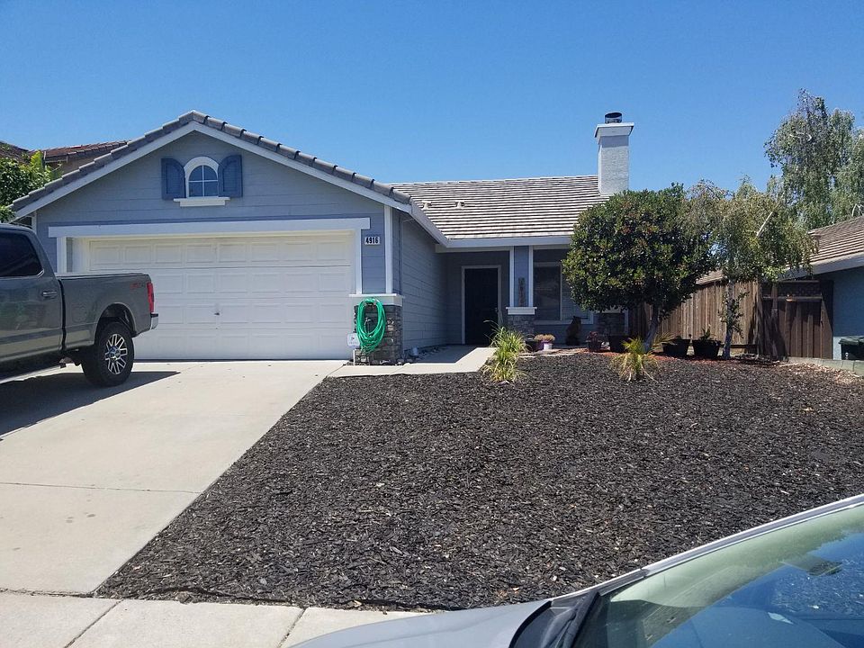 1st image of 4916 Pinehaven Way