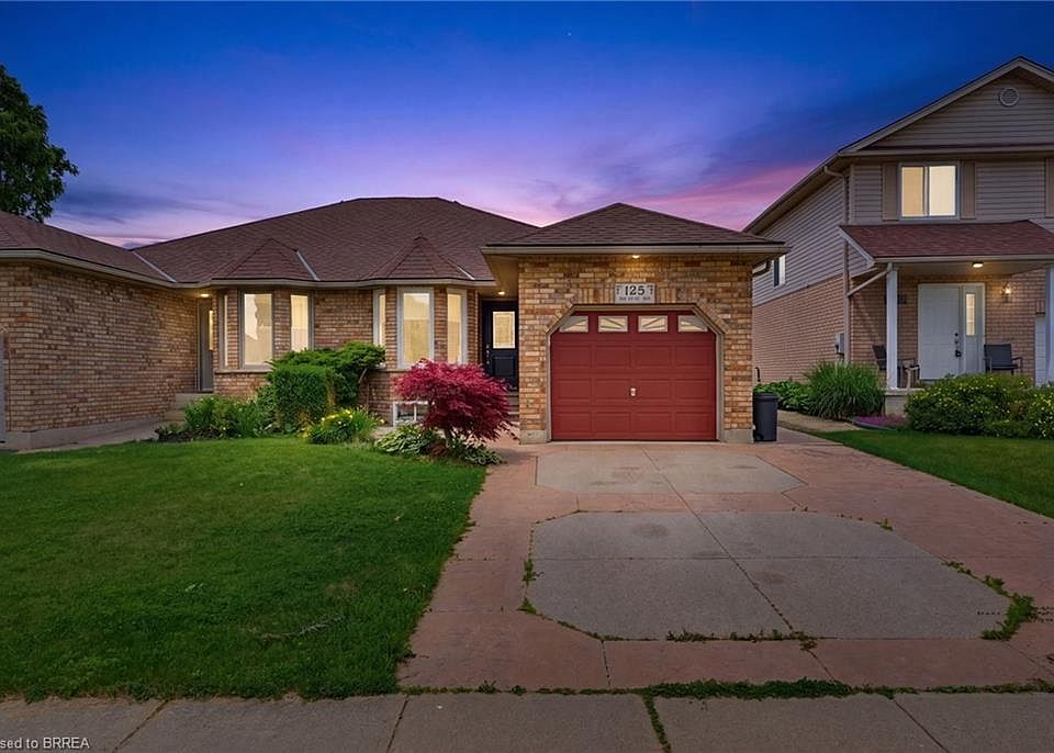 1st image of 125 Whitlaw Way