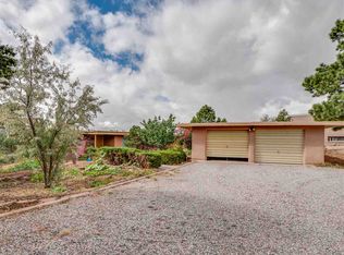 65 Obsidian Loop, Los Alamos, NM 87544