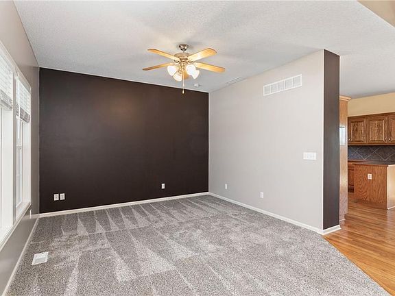 4th image of 629 N Rockwell Ct