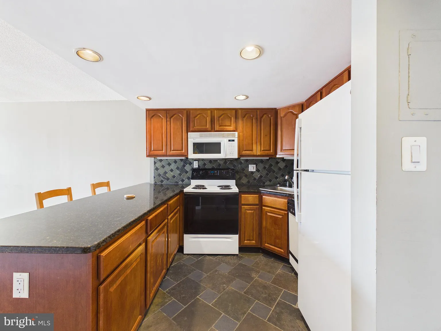 1 bed, 1.0 bath, 506 sqft, $1,795 — Photo 3