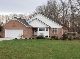 460 Green Meadow Dr, Smithville, TN 37166
