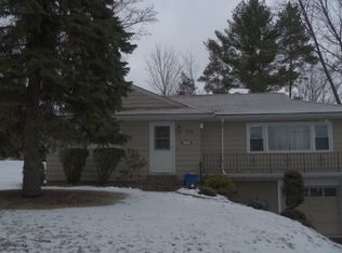 276 W 10th St, Elmira Heights, NY