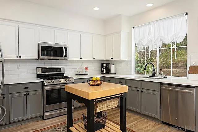 1058 Bells Dr — Photo 18
