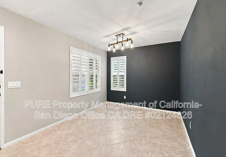 1578 Acacia Cir — Photo 18