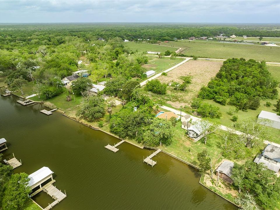 12 Lonnie Glaze St, Sargent, TX 77414 MLS 86928399 Zillow