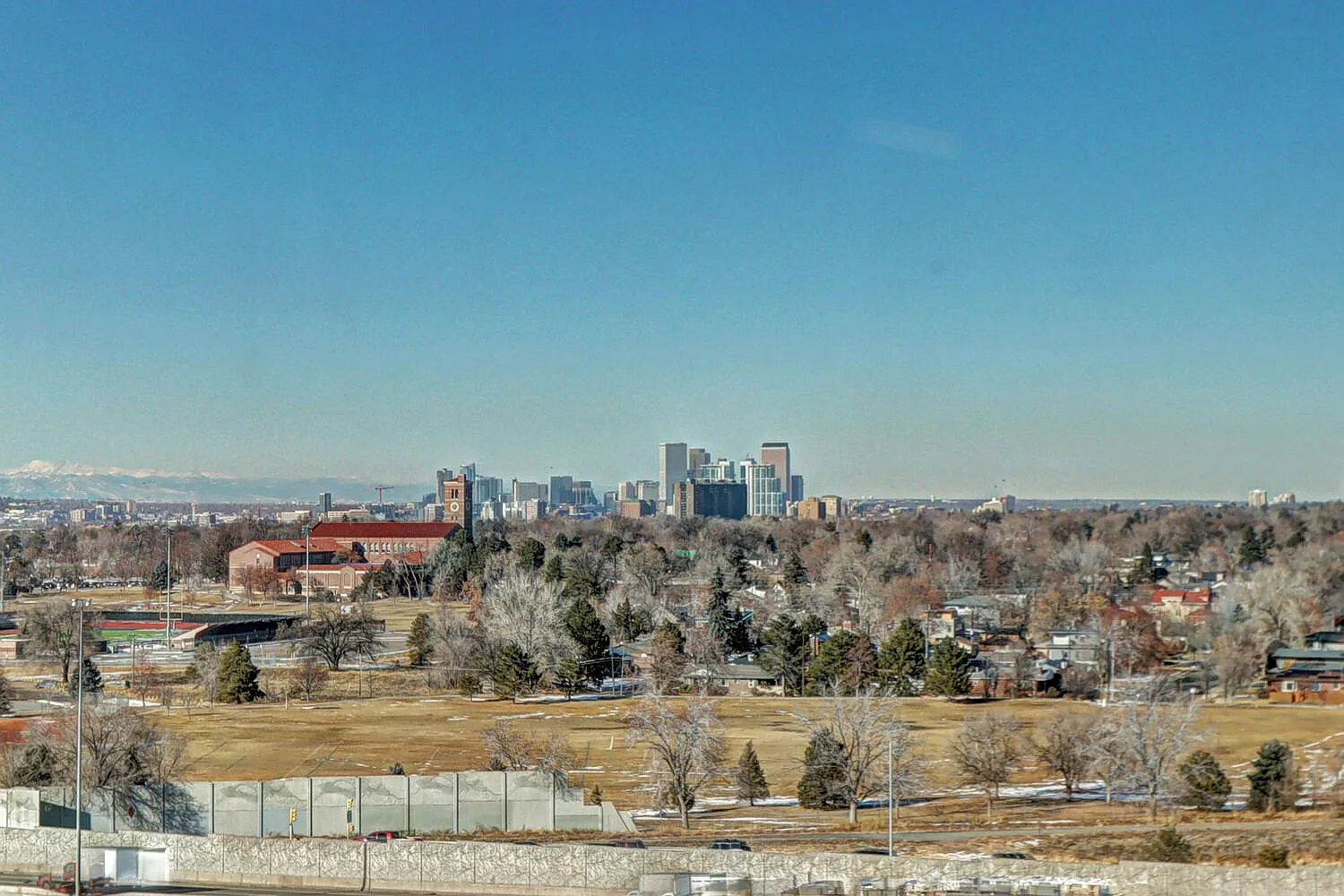 2 bed, 885 sqft, $2,100 — Photo 3