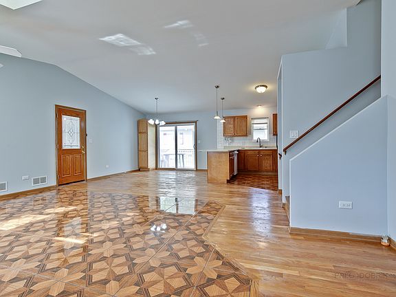 3rd image of 25168 W Academy Ct