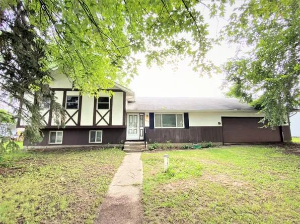 2272 N Main St, Fairgrove, MI 48733