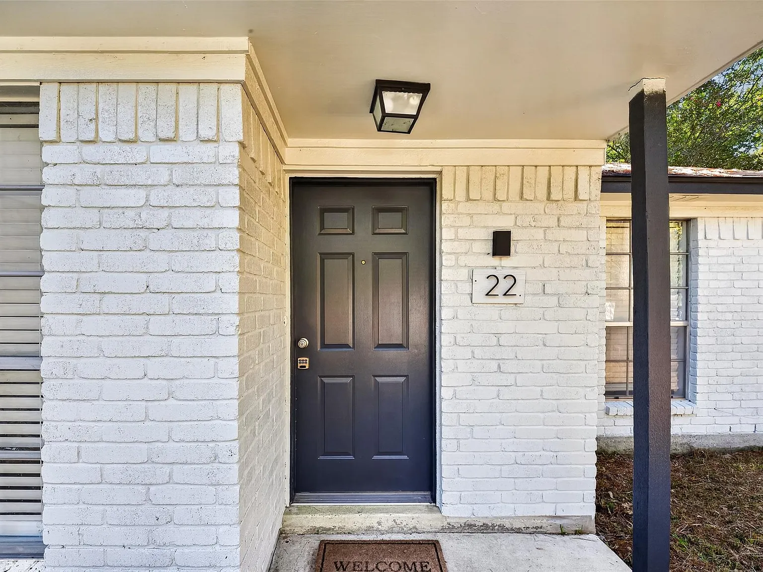 2 bed, 2.0 bath, 922 sqft, $1,800 — Photo 4