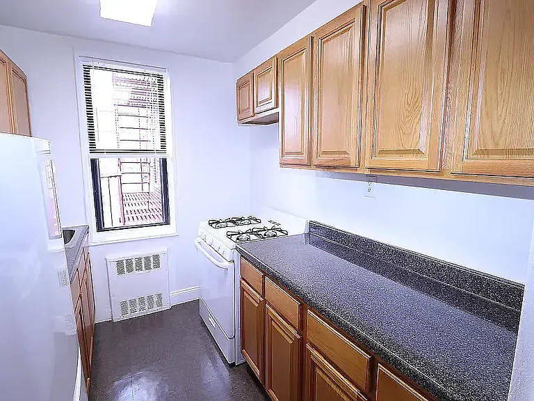 86-61 208th St #1F — Photo 5