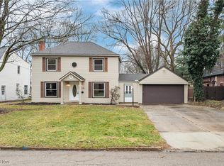 159 White Pond Dr, Akron, OH 44313