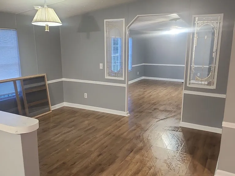 340 Walker Dr — Photo 6