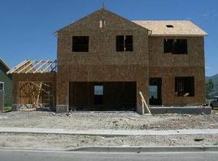 1002 N Fox Hollow Dr, North Salt Lake, UT 84054