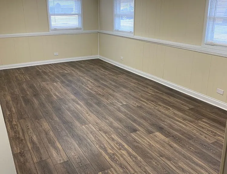 1056 Irwin Ave — Photo 21