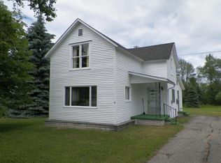 1334 Court St, Cheboygan, MI 49721