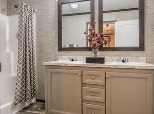 20 Pineview Dr #20, Flint, MI 48506