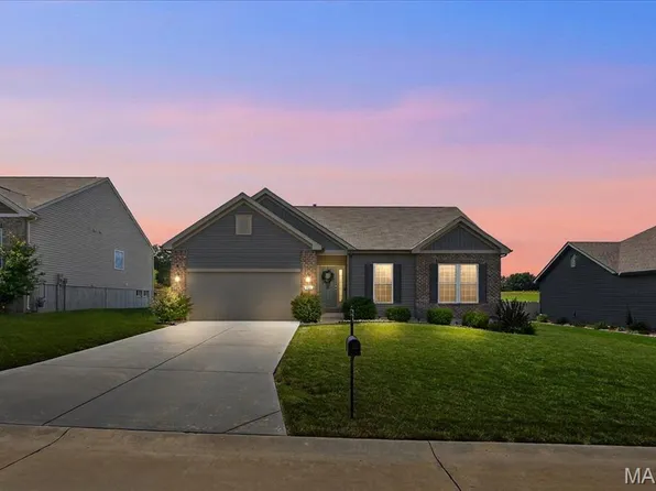 501 Rocky Mountain Dr, Troy, MO 63379