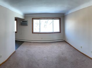 22 Raymond Pl APT 2, Saint Paul, MN 55114