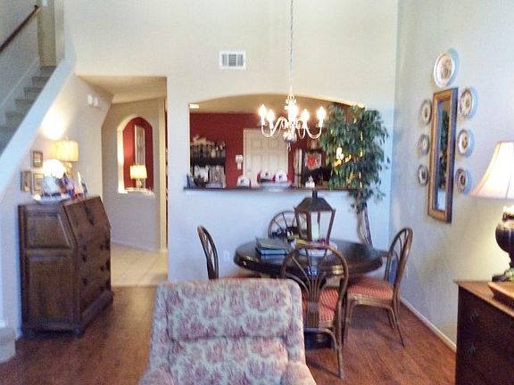 4th image of 1142 Sophia St