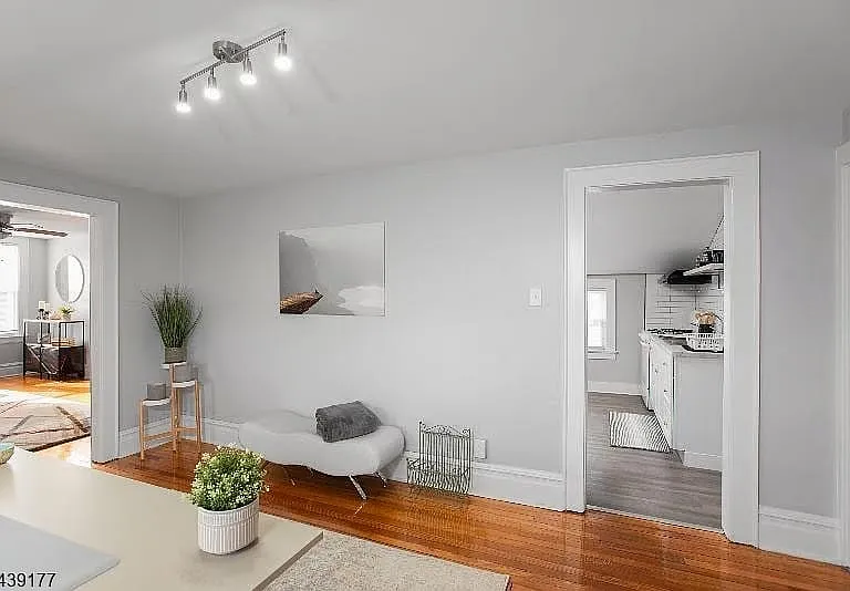 35 Hazelwood Rd — Photo 5