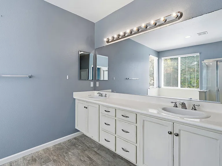871 Larkspur Ln — Photo 41