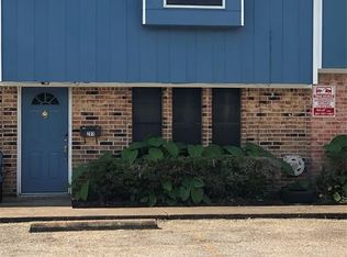 203 W F St, La Porte, TX 77571