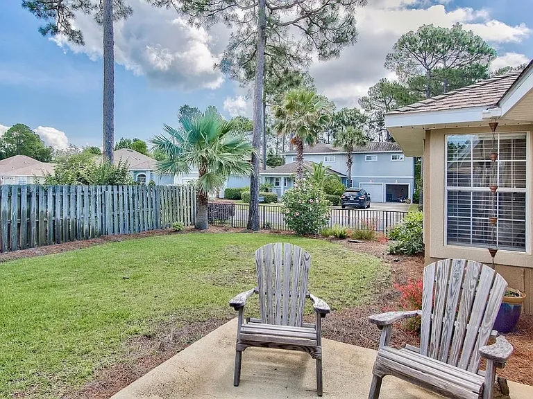 211 Wekiva Cv — Photo 25