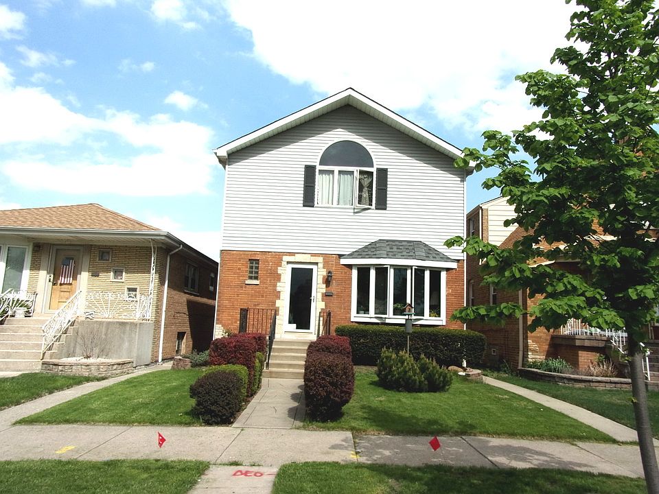 1st image of 5429 S Newcastle Ave #321