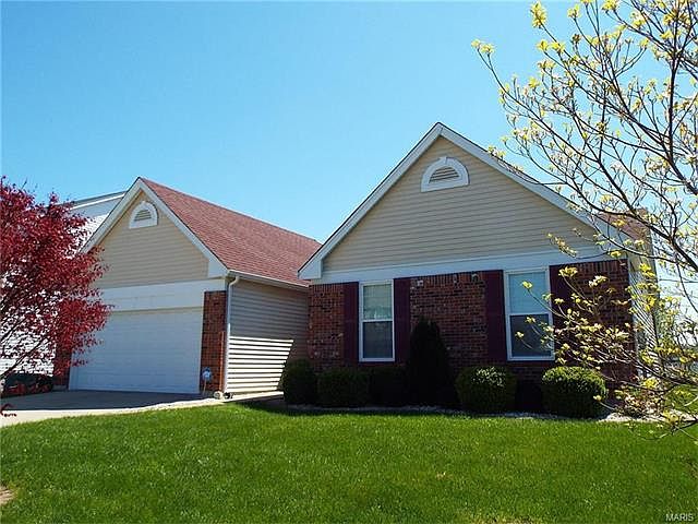 1st image of 904 Caledonia Ct