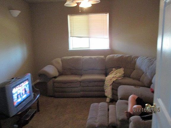 3rd image of 4259 Toyon Dr