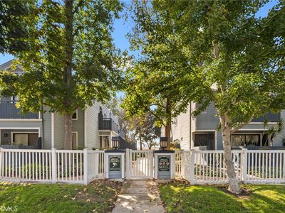 7300 Quill Dr APT 201, Downey, CA, 90242