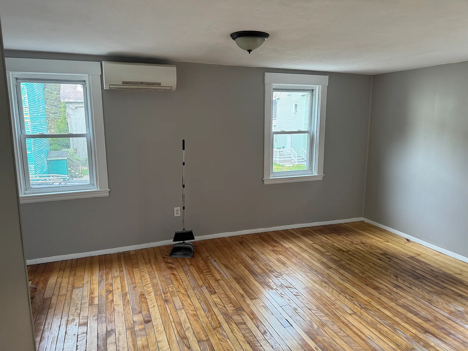 28 Beacon St — Photo 3