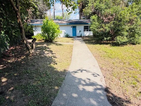 1027 NW 4th St, Gainesville, FL 32601