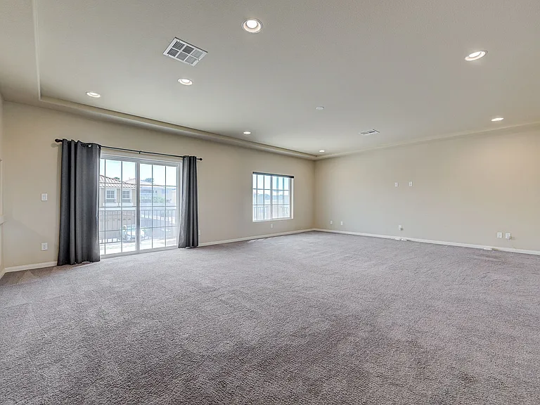 706 Eros Ct — Photo 19