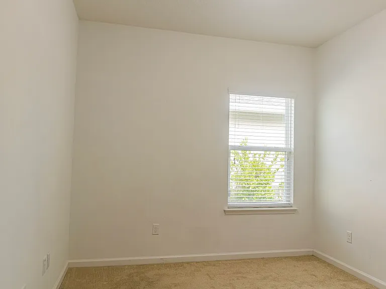 10104 Bedford Lakes Ct — Photo 9