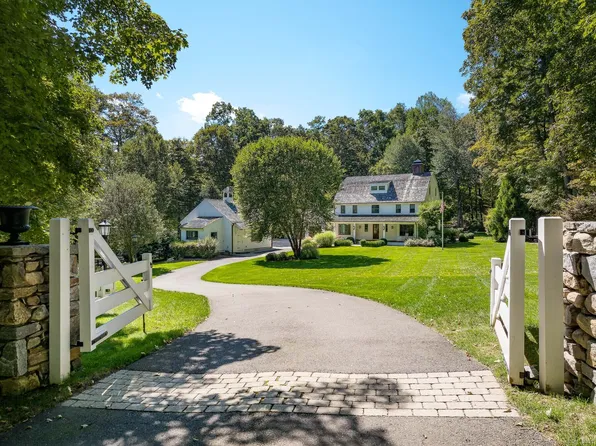28 Wells Hill Road, Weston, CT 06883