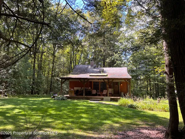 107 Norton Rd, New Milford, PA 18834