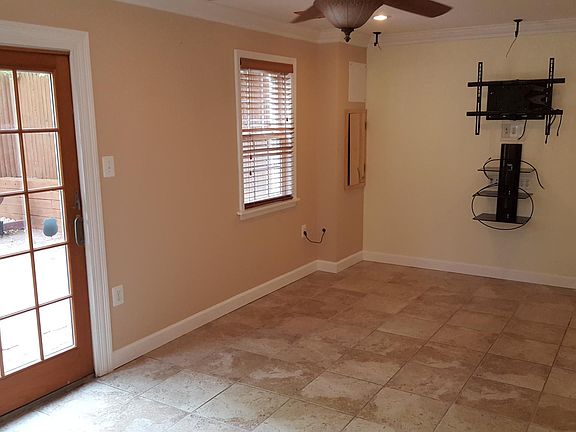 3rd image of 7001 Bradwood Ct
