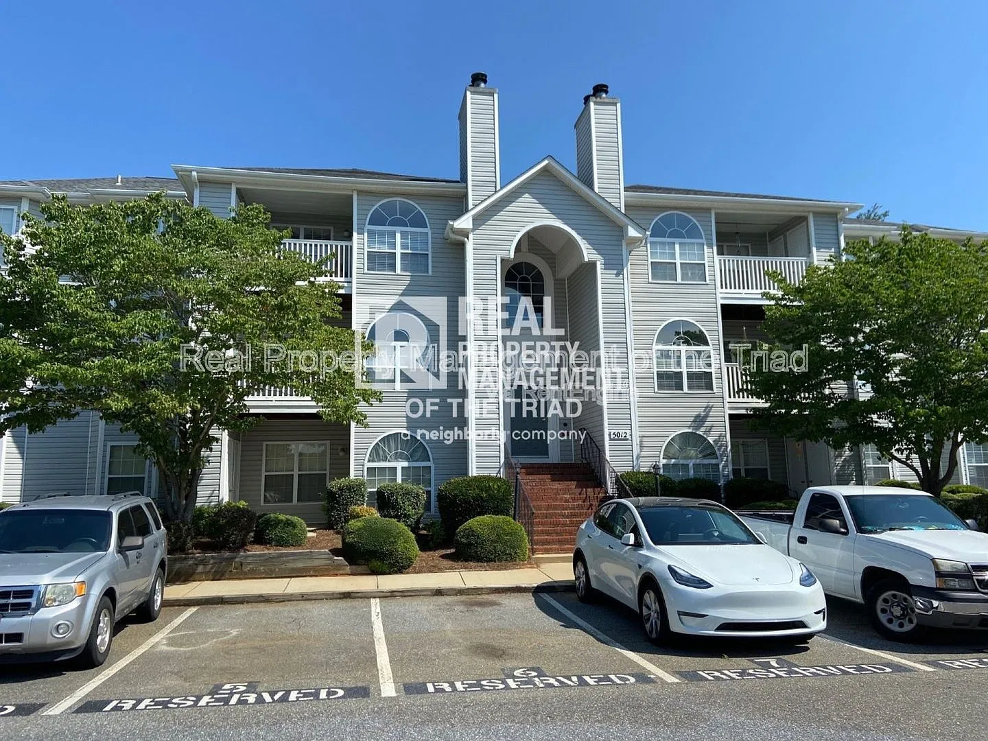 2 bed, 2.0 bath, 1080 sqft, $1,150 — Photo 2