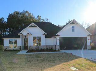 11929 Gillian Ct, Tyler, TX 75703