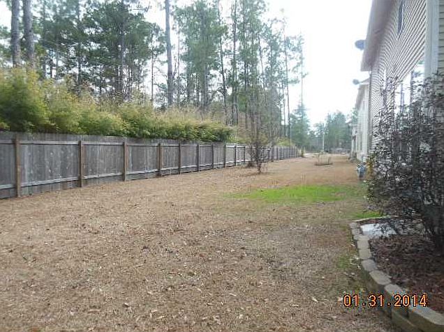 1st image of 1075 Linda Lou Ln