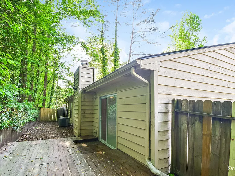 5219 Martins Crossing Rd — Photo 15