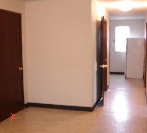 5th image of 201 Dakota St APT B