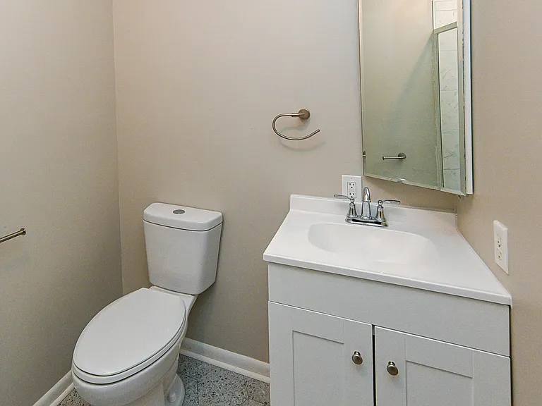 130 Cupp Rd — Photo 26