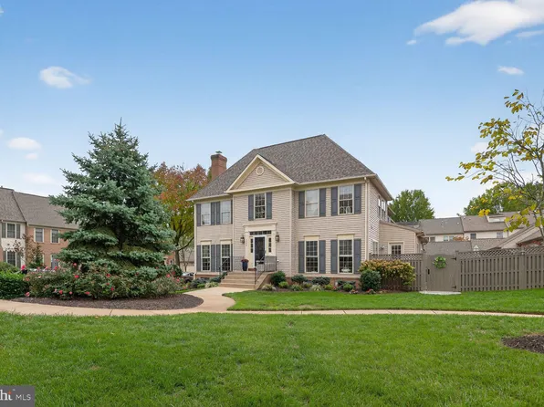 2204 Garden Ln, Frederick, MD 21701